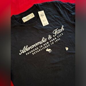 Abercrombie & Fitch Tee shirt